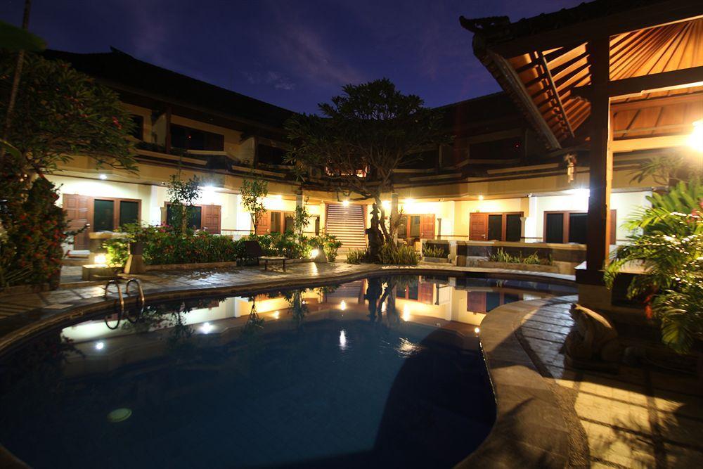 Paradiso Beach Inn Kuta  Exterior photo